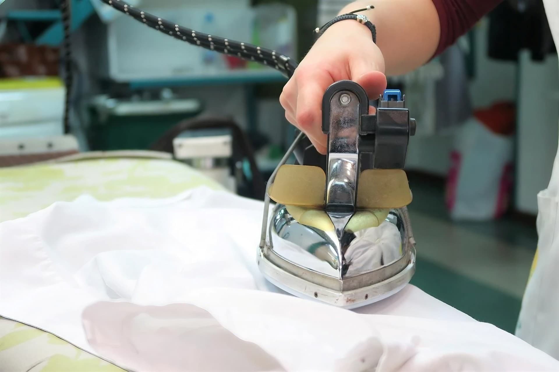 Lacvado y planchado de ropa